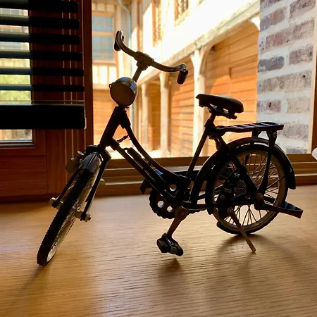 Au Coeur De Troyes, Atelier De La Cathedrale